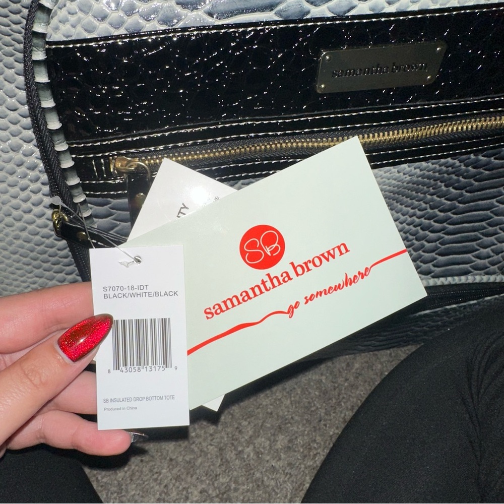 Samantha Brown Croco-Embossed Insulated Drop Bottom Tote - Picture 10 of 12